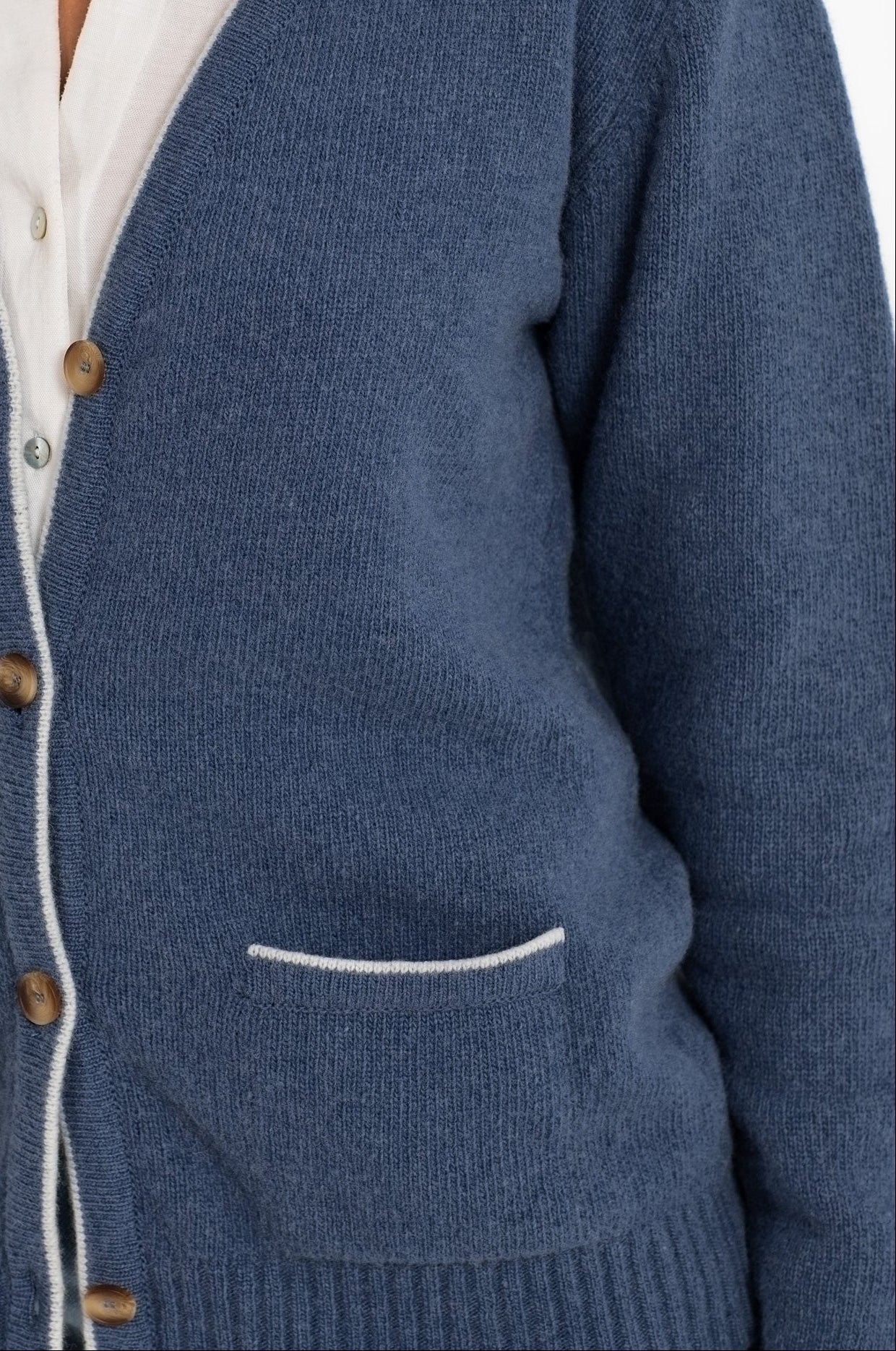 REBECA VIVOS 100% LANA AZUL