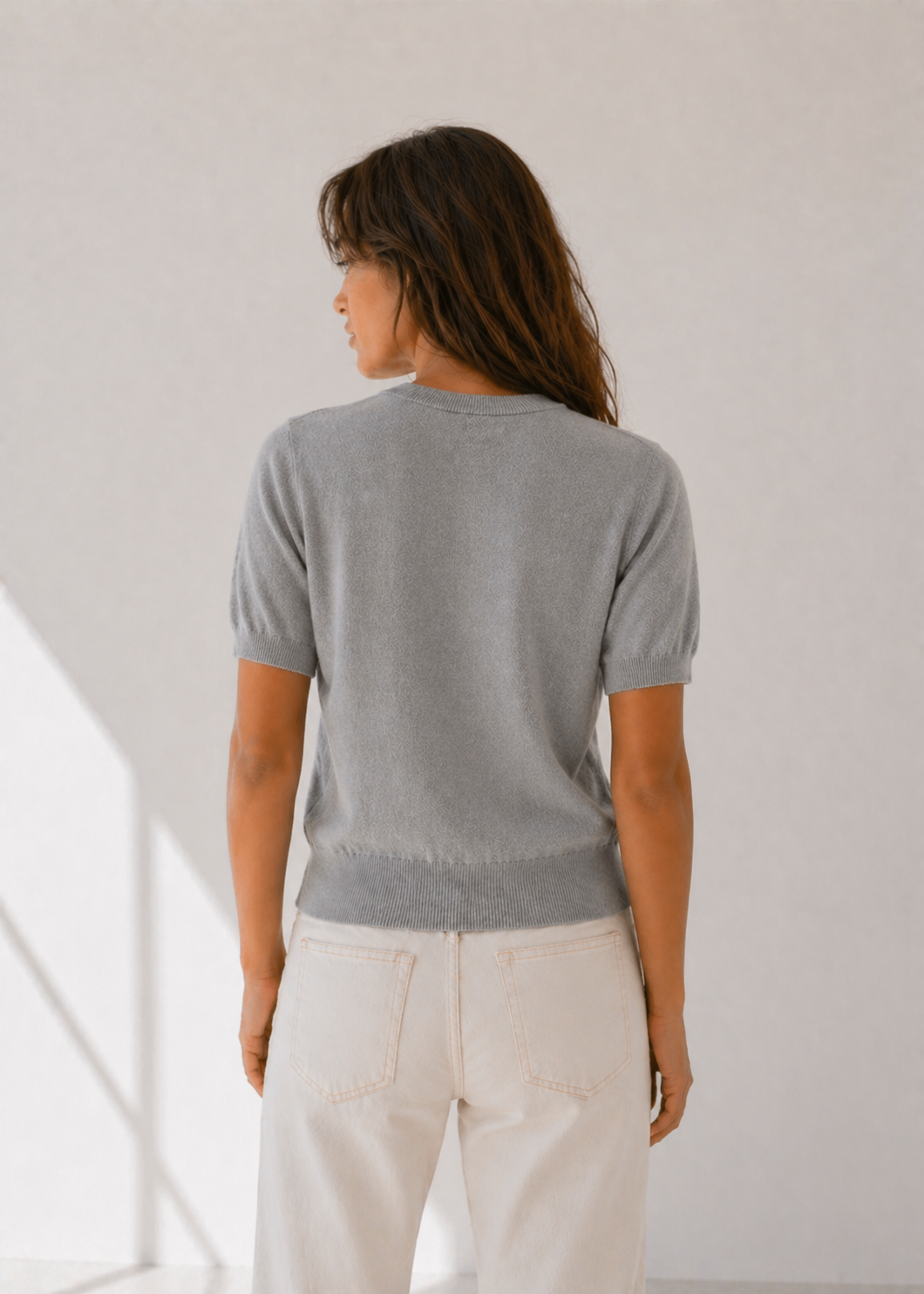 JERSEY CUELLO CAJA BRISA_GRIS AL VIENTO
