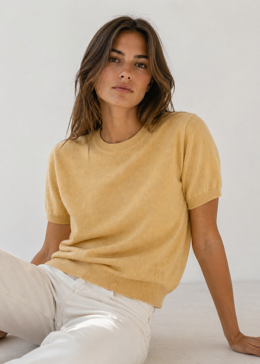 JERSEY CUELLO CAJA BRISA_AMARILLO TERRA